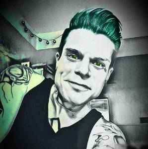 Meet your Posher, Zachary